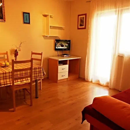 Apartmani Simic Starigrad Paklenica Exterior photo