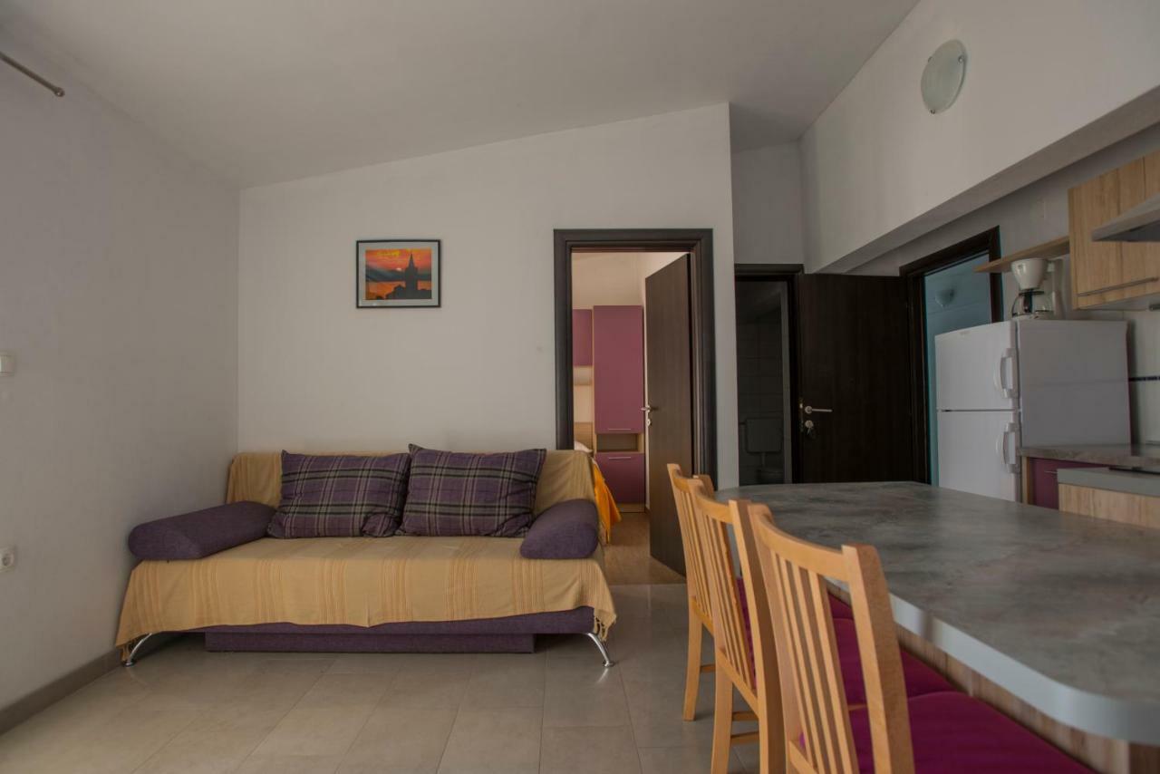 Simic Apartment